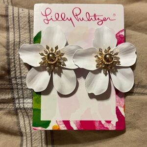 Lilly Pulitzer White and Gold Floral Earrings